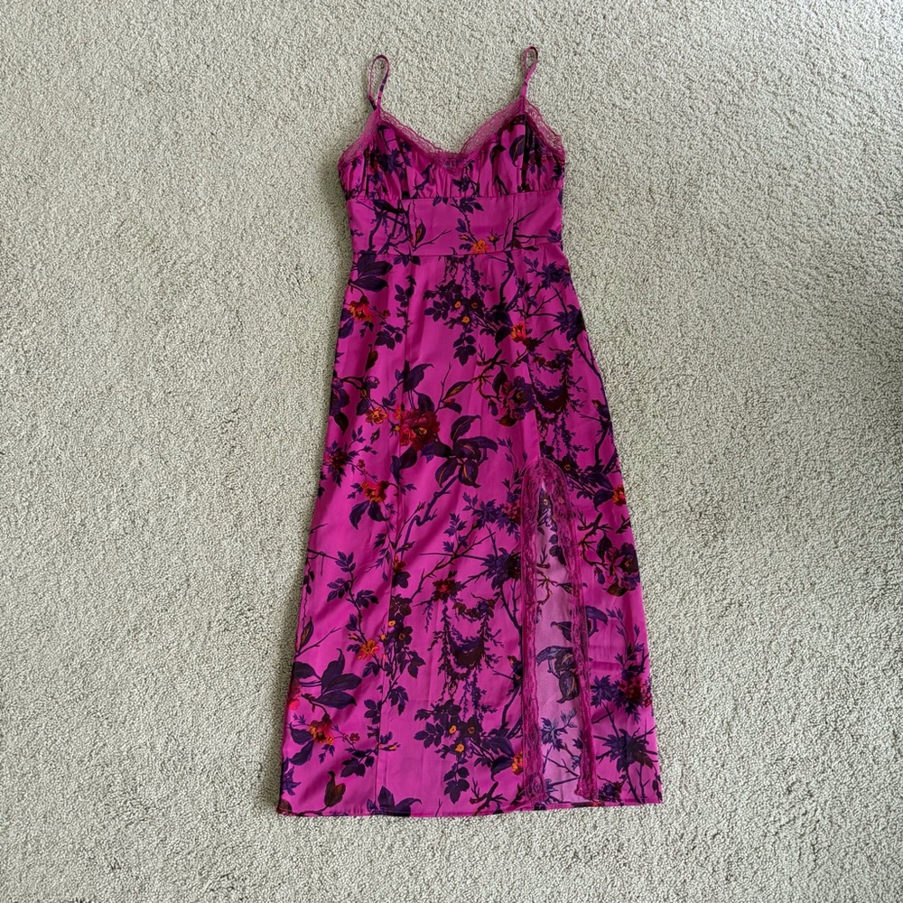 Floral pink spaghetti strap midi dress with lace and cutout